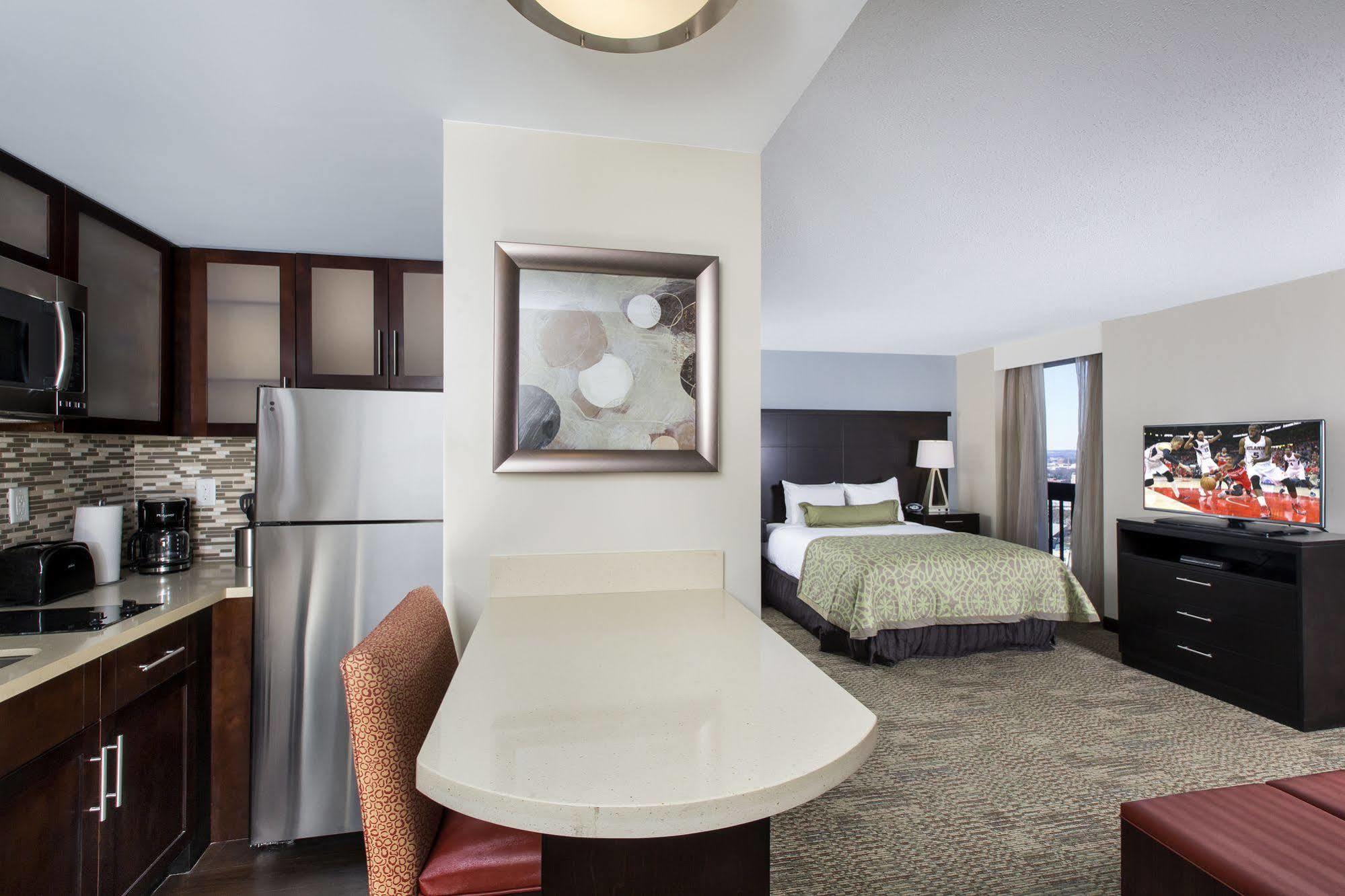 Staybridge Suites Atlanta - Midtown By Ihg Екстер'єр фото