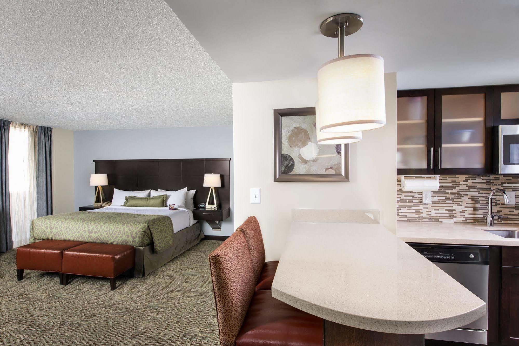 Staybridge Suites Atlanta - Midtown By Ihg Екстер'єр фото